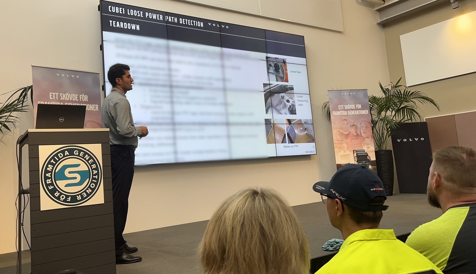 Mohammad Khalili presenting technical work